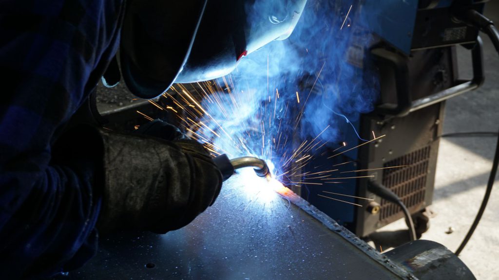 Cippatori, biotrituratori e spaccalegna Remet-CNC